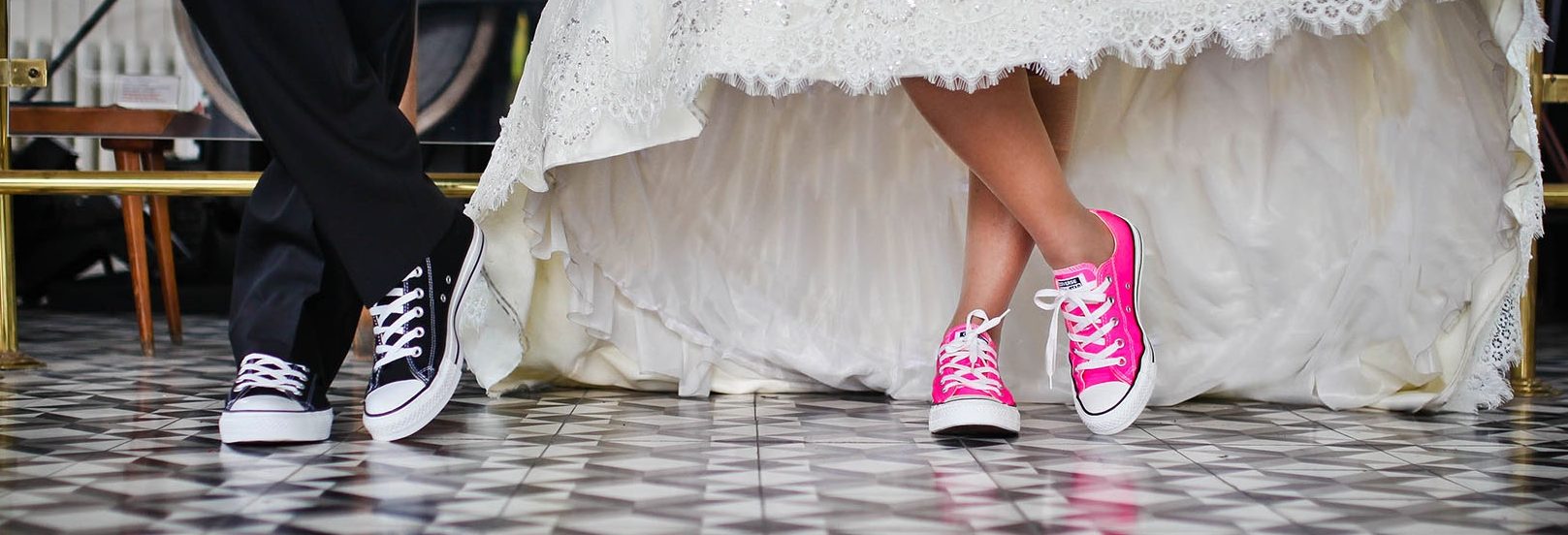 bride and groom in converse sneakers